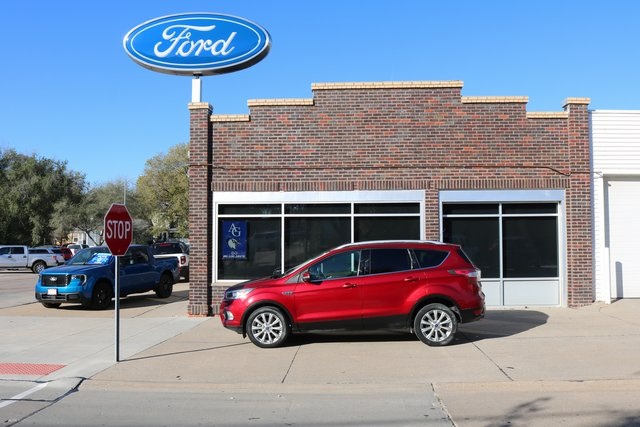 2017 Ford Escape Titanium's photo