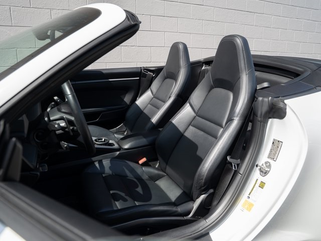 2021 Porsche 911 4 Cabriolet photo 5