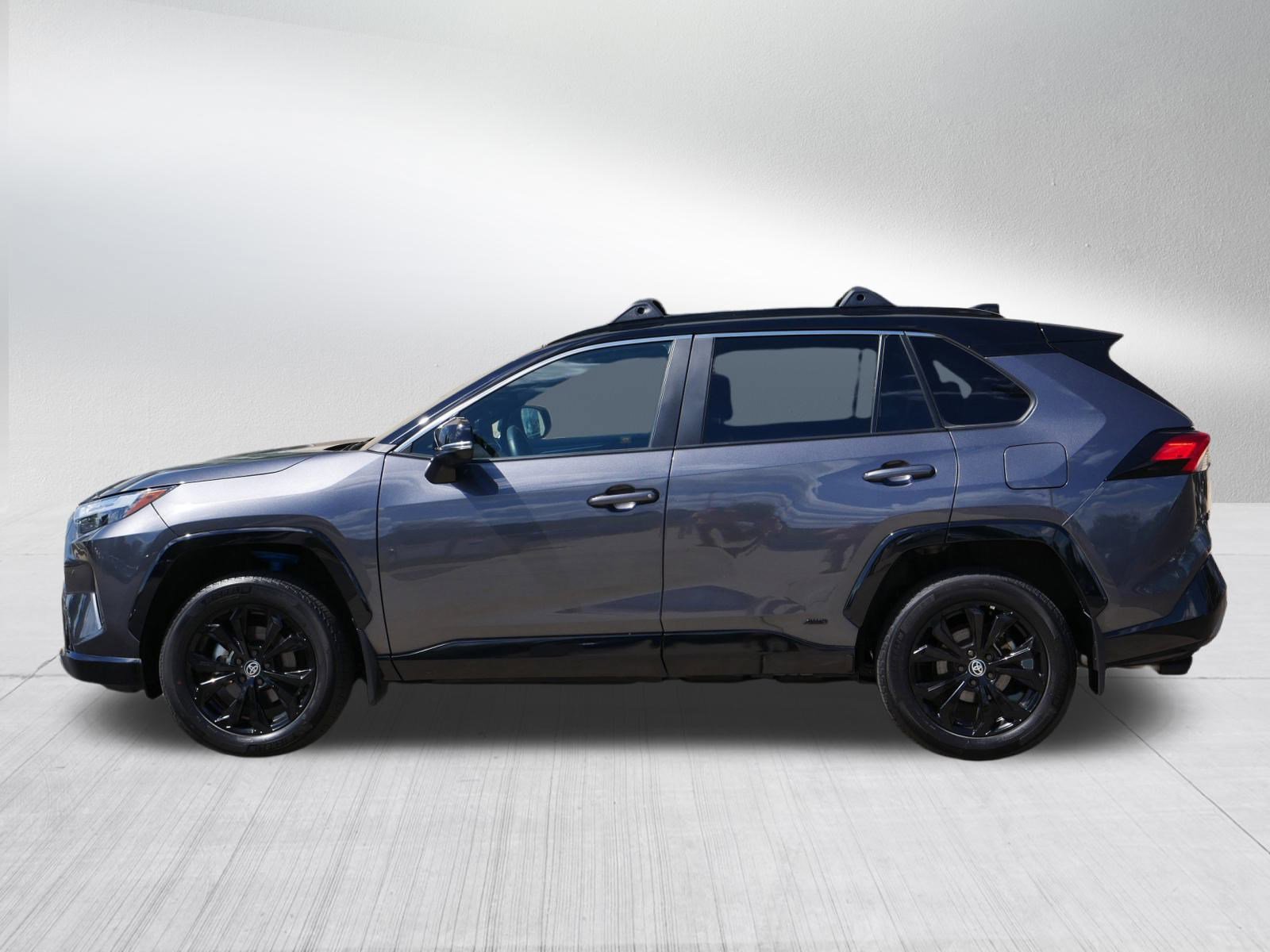 2023 Toyota RAV4 XSE photo 4