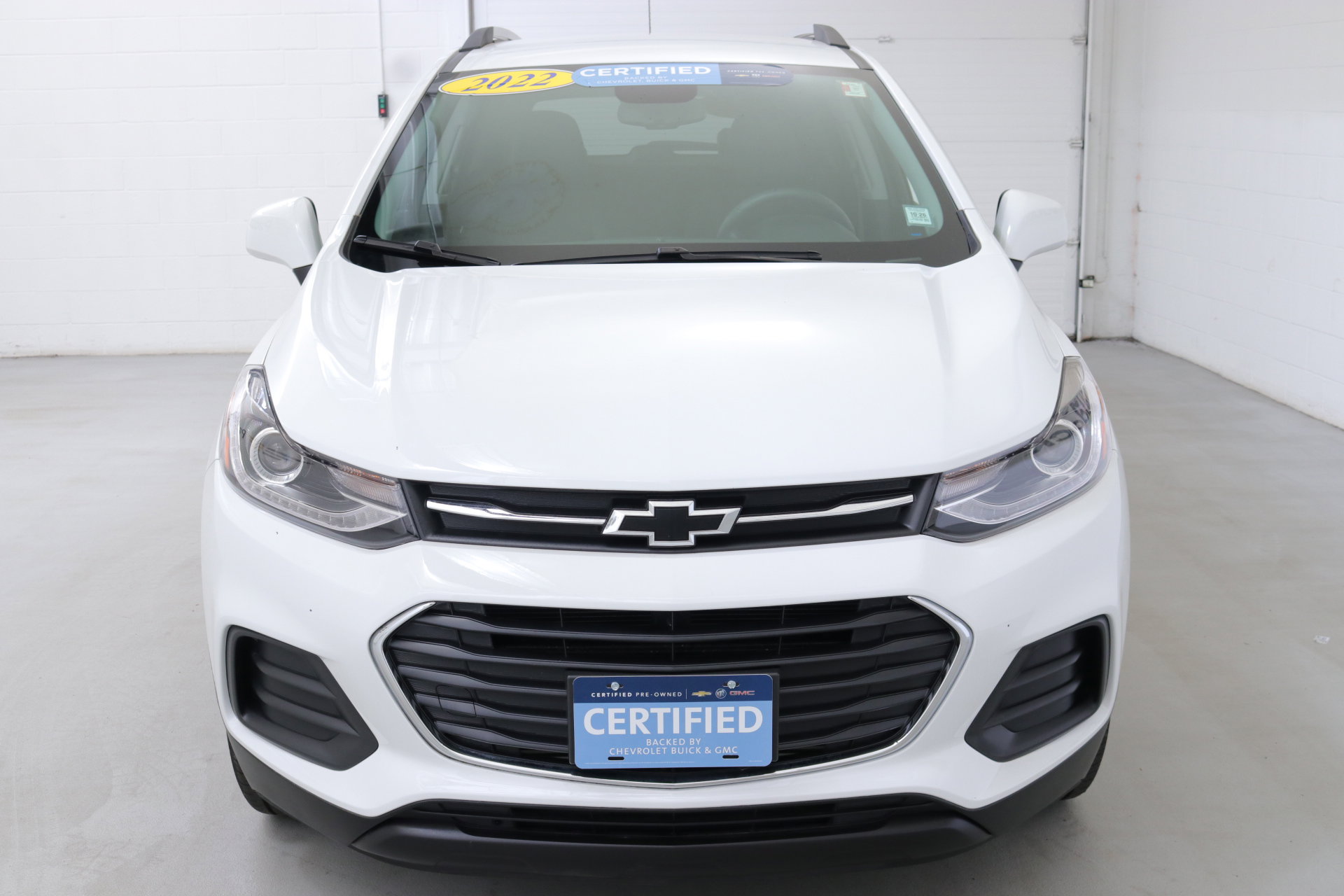 Certified 2022 Chevrolet Trax LT with VIN KL7CJPSM1NB562128 for sale in Kenmore, NY