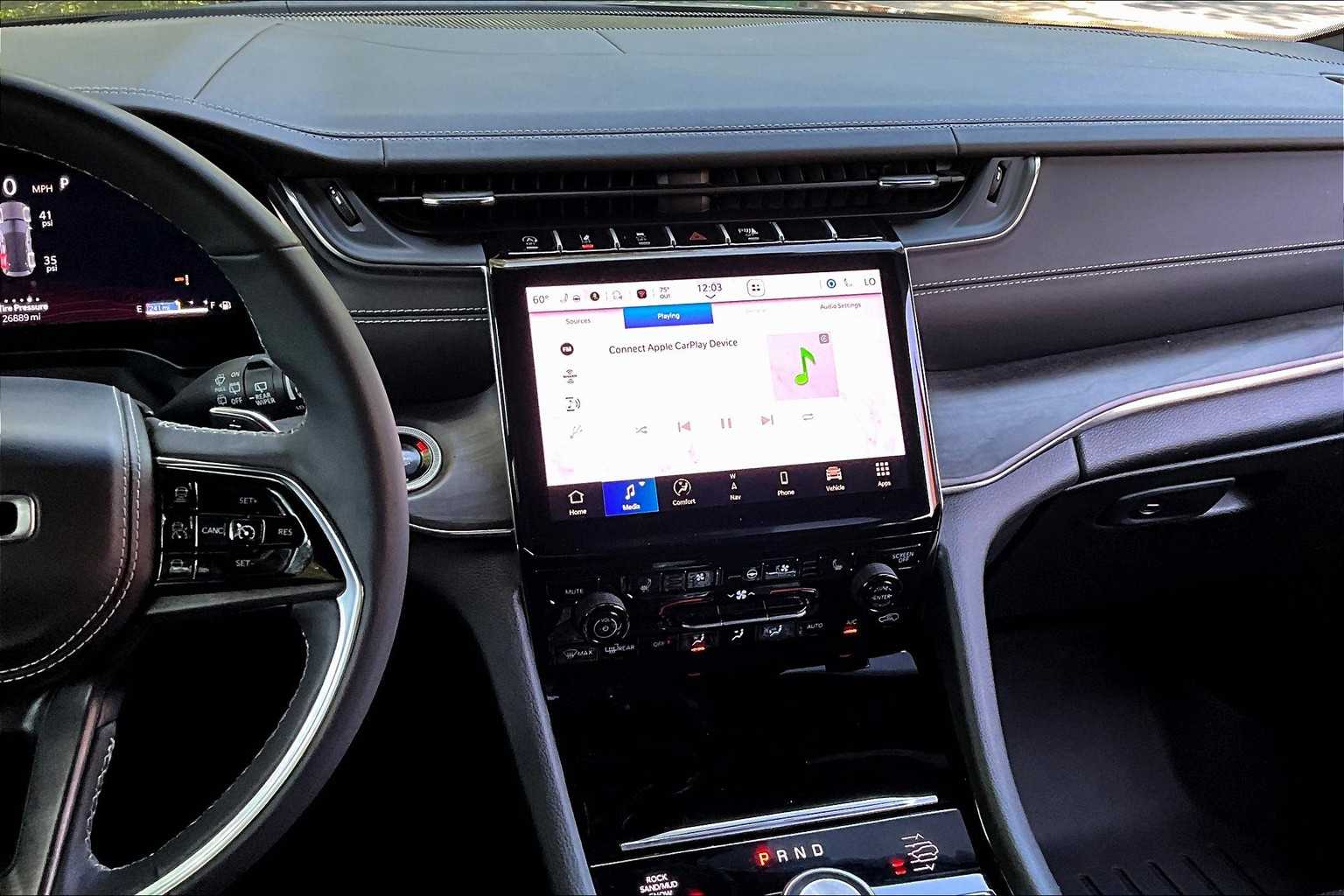 2024 Jeep Grand Cherokee Overland Sport photo 4
