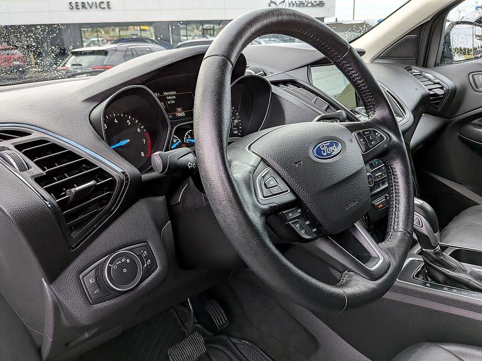 2019 Ford Escape Titanium photo 14