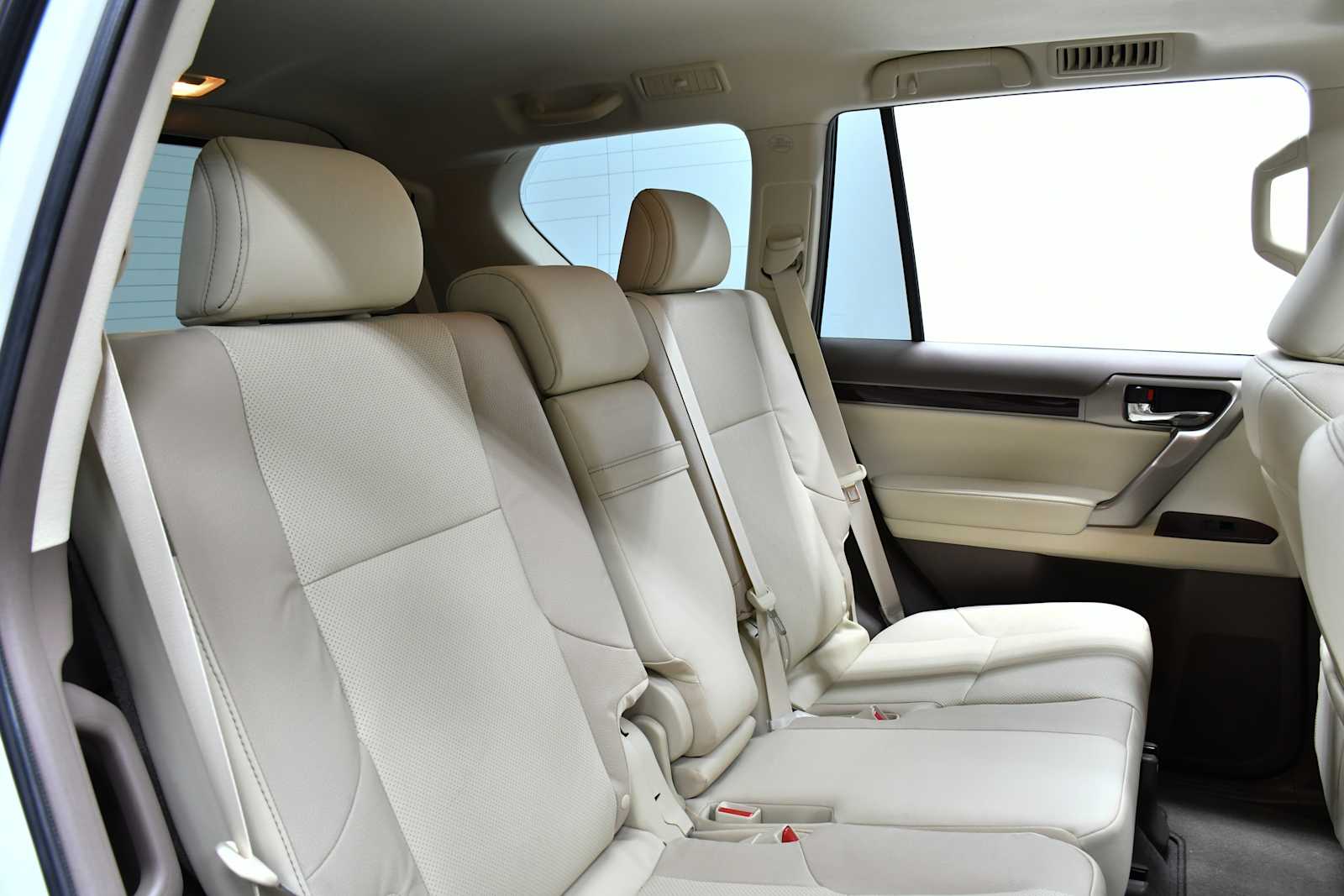 2019 Lexus GX 460 Premium photo 21