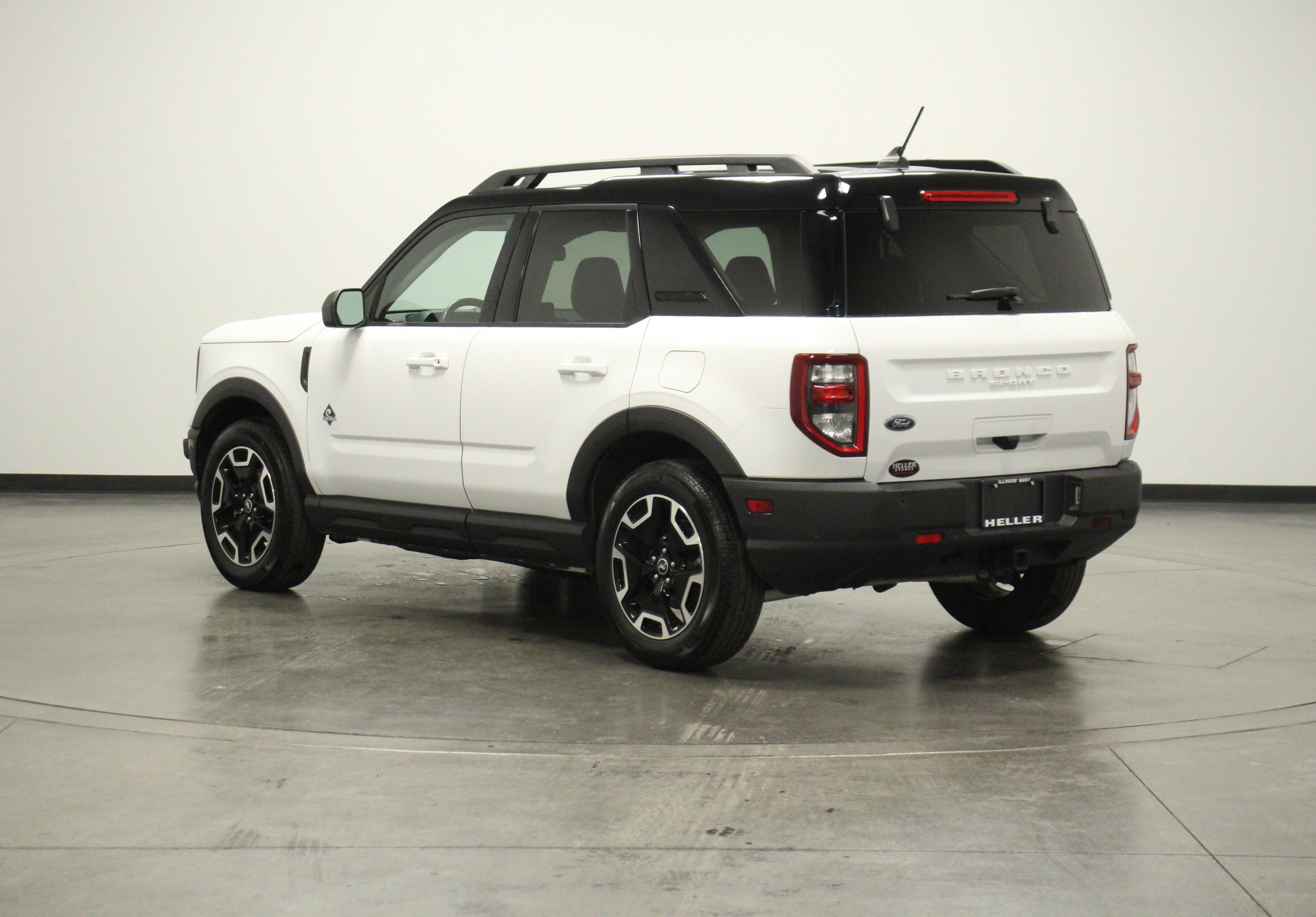 2023 Ford Bronco Sport Outer Banks photo 5