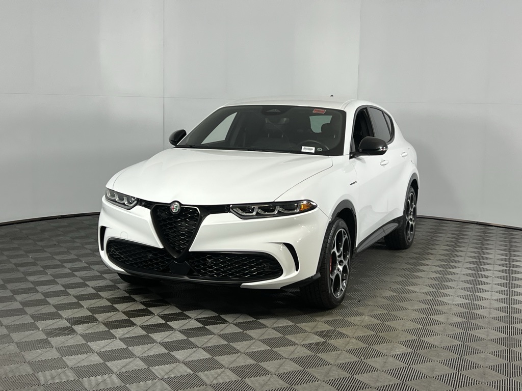 2024 Alfa Romeo Tonale Veloce photo 2
