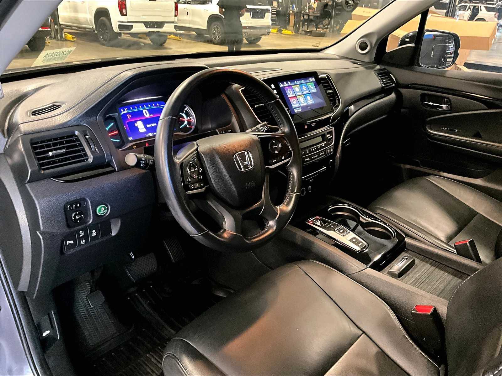 2020 Honda Pilot Touring photo 8