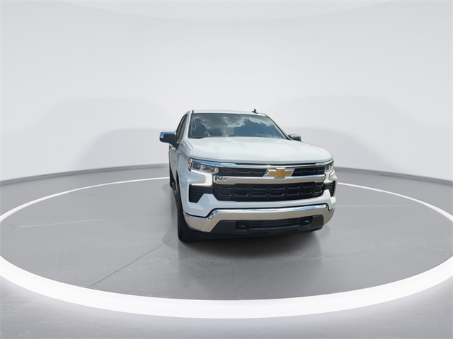 2024 Chevrolet Silverado 1500 LT photo 3