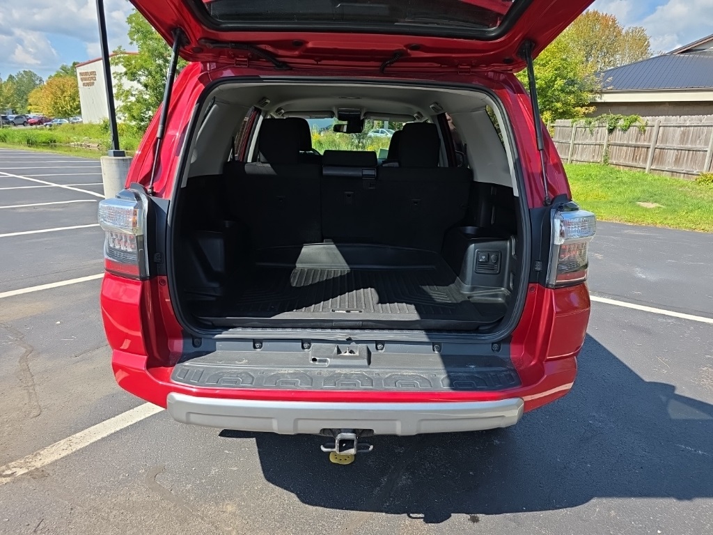 2020 Toyota 4Runner TRD Off-Road Premium photo 7