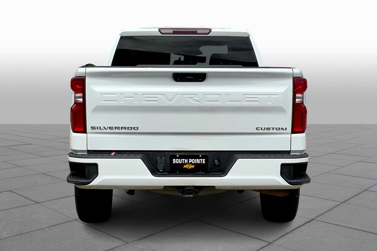 2021 Chevrolet Silverado 1500 Custom photo 4