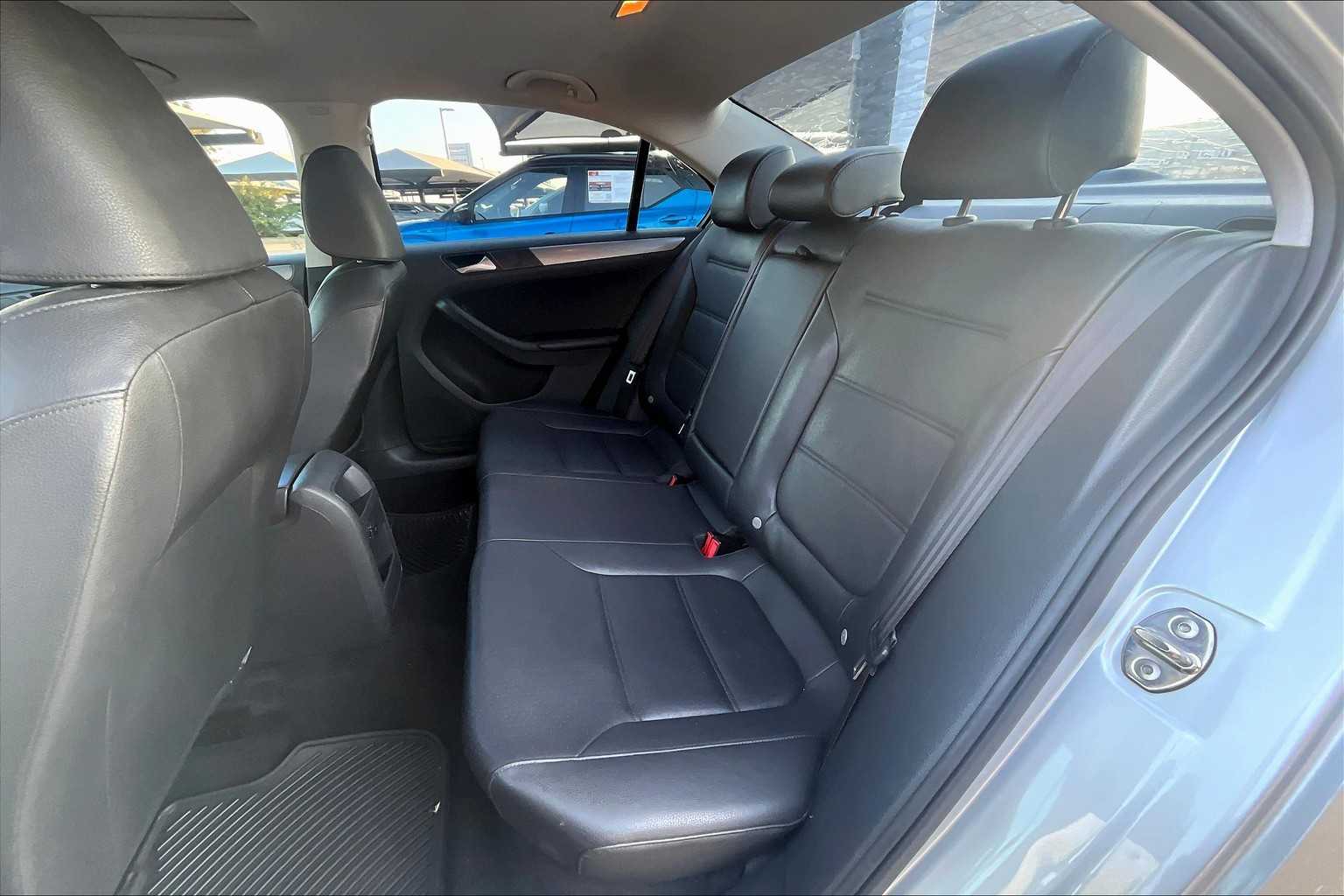 2015 Volkswagen Jetta 2.0 TDI SE photo 17