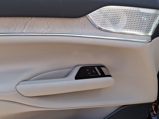 2025 Volvo EX90 Ultra photo 7