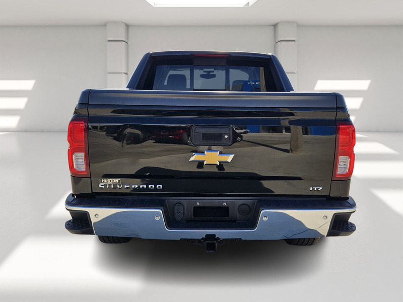 2017 Chevrolet Silverado 1500 LTZ photo 4