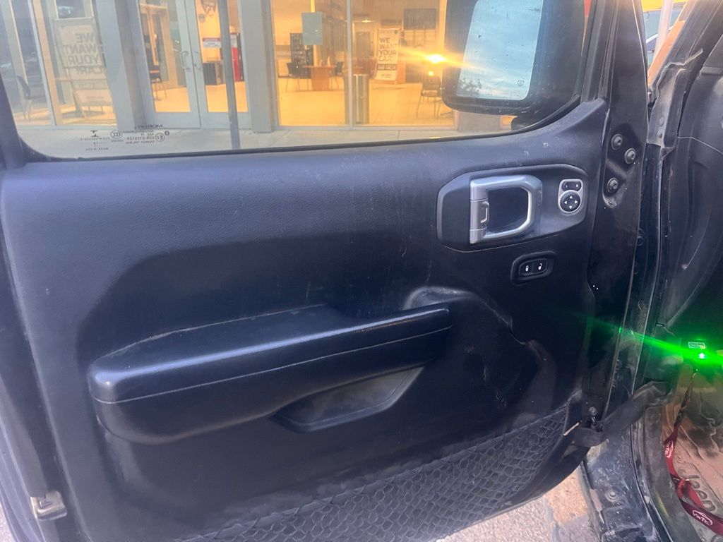 2019 Jeep Wrangler Unlimited Sport S photo 8