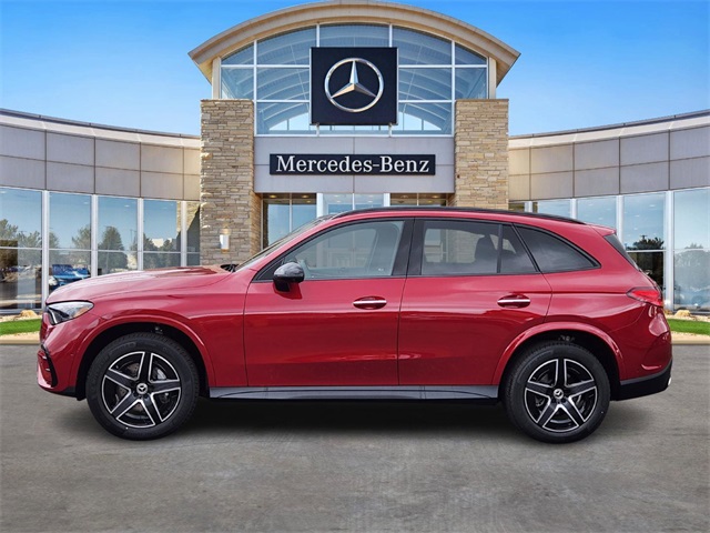 2026 Mercedes Benz GLC 300 4MATIC photo 2
