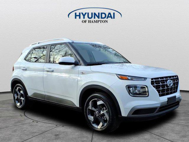 2026 Hyundai Venue SEL's photo