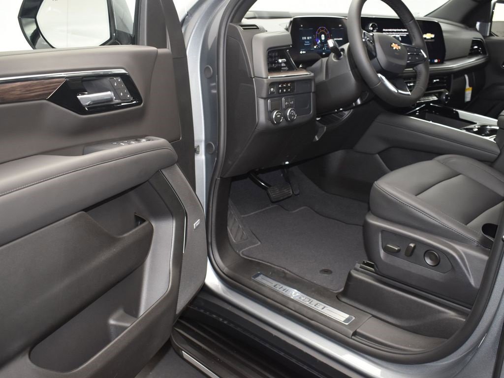 2026 Chevrolet Tahoe LT photo 11
