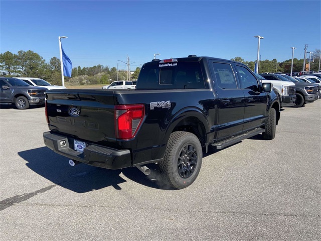 2025 Ford F-150 XLT photo 3