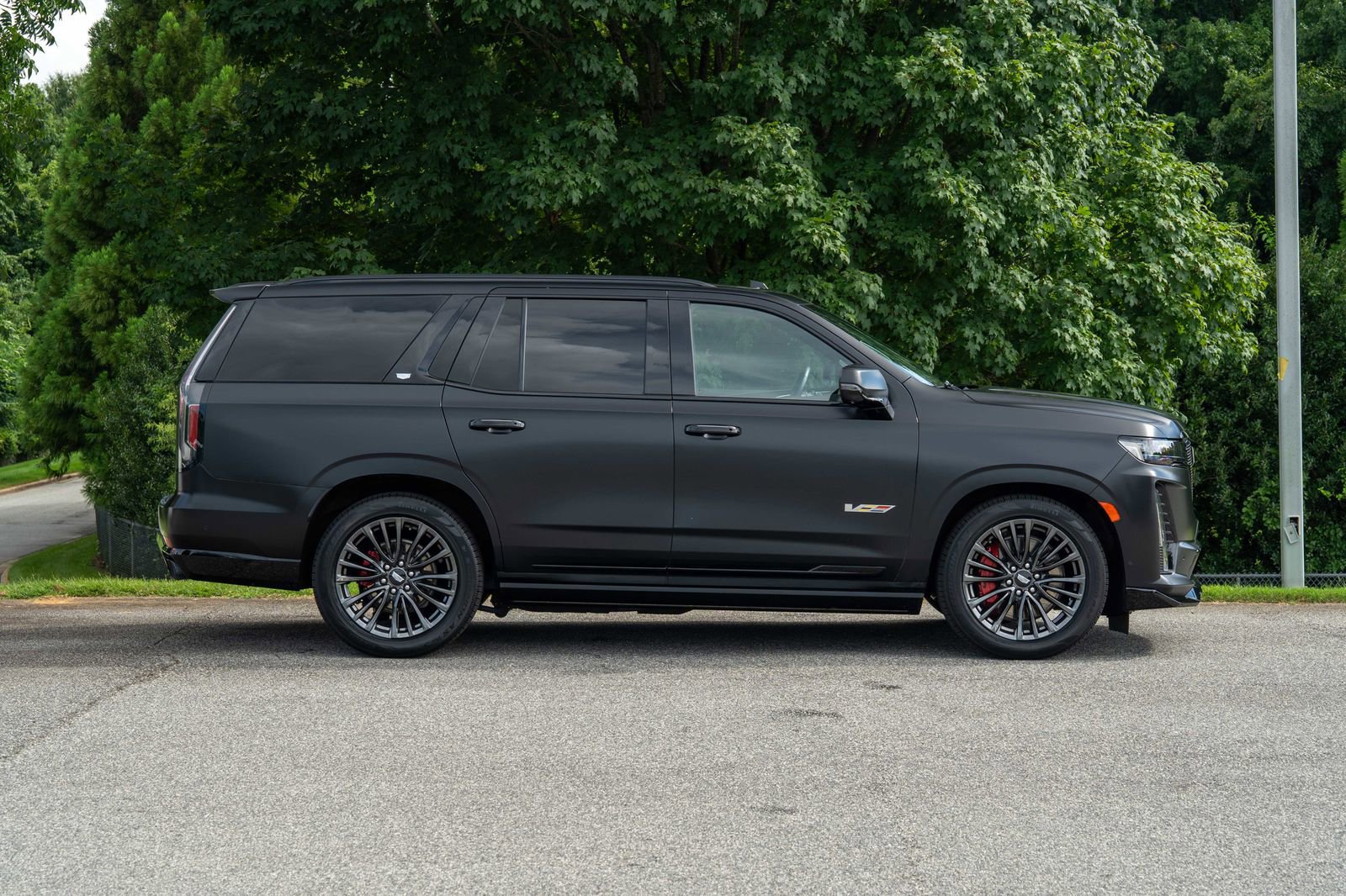 2023 Cadillac Escalade V-Series photo 8