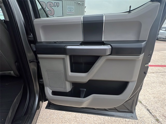 2018 Ford F-150 XLT photo 12