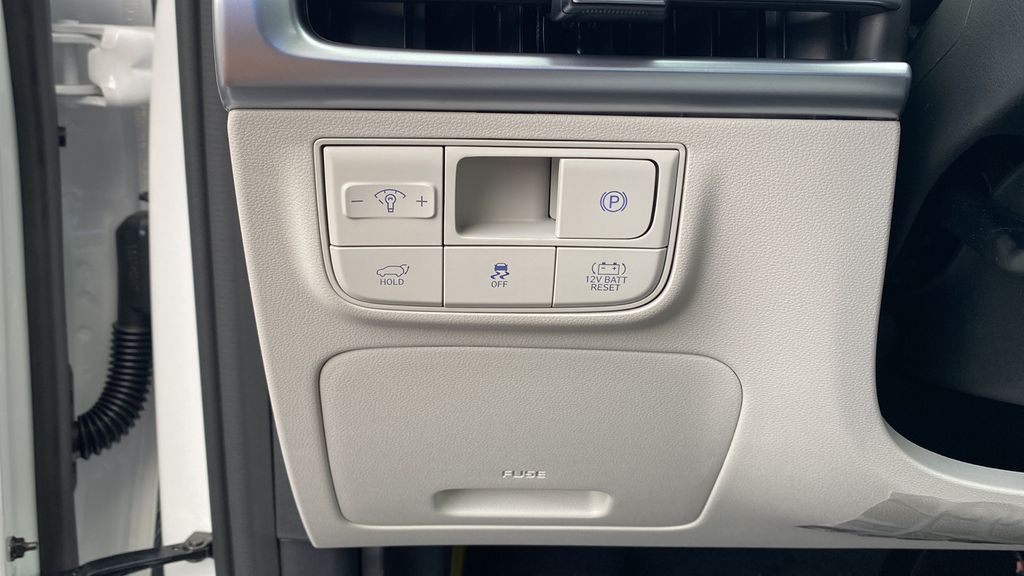 2025 Hyundai Tucson Hybrid Limited photo 12