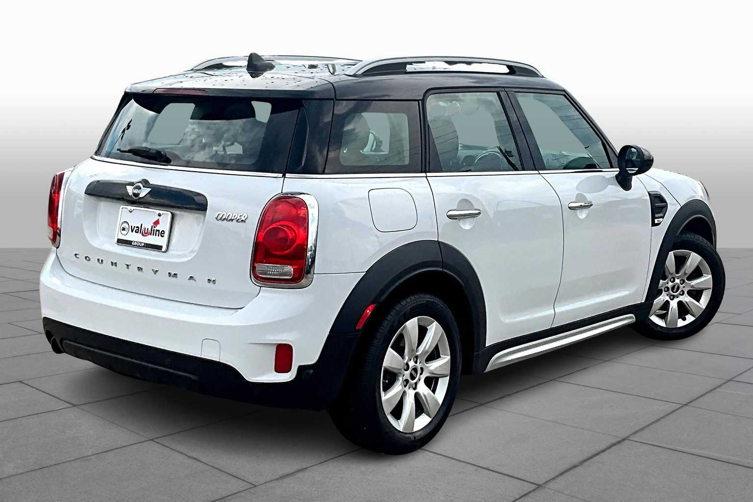 2017 Mini Countryman photo 11