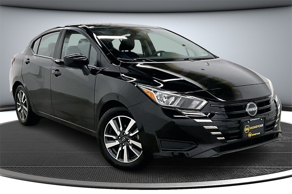 2023 Nissan Versa Sedan SV