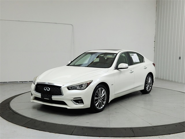2018 Infiniti Q50 3.0t LUXE photo 3