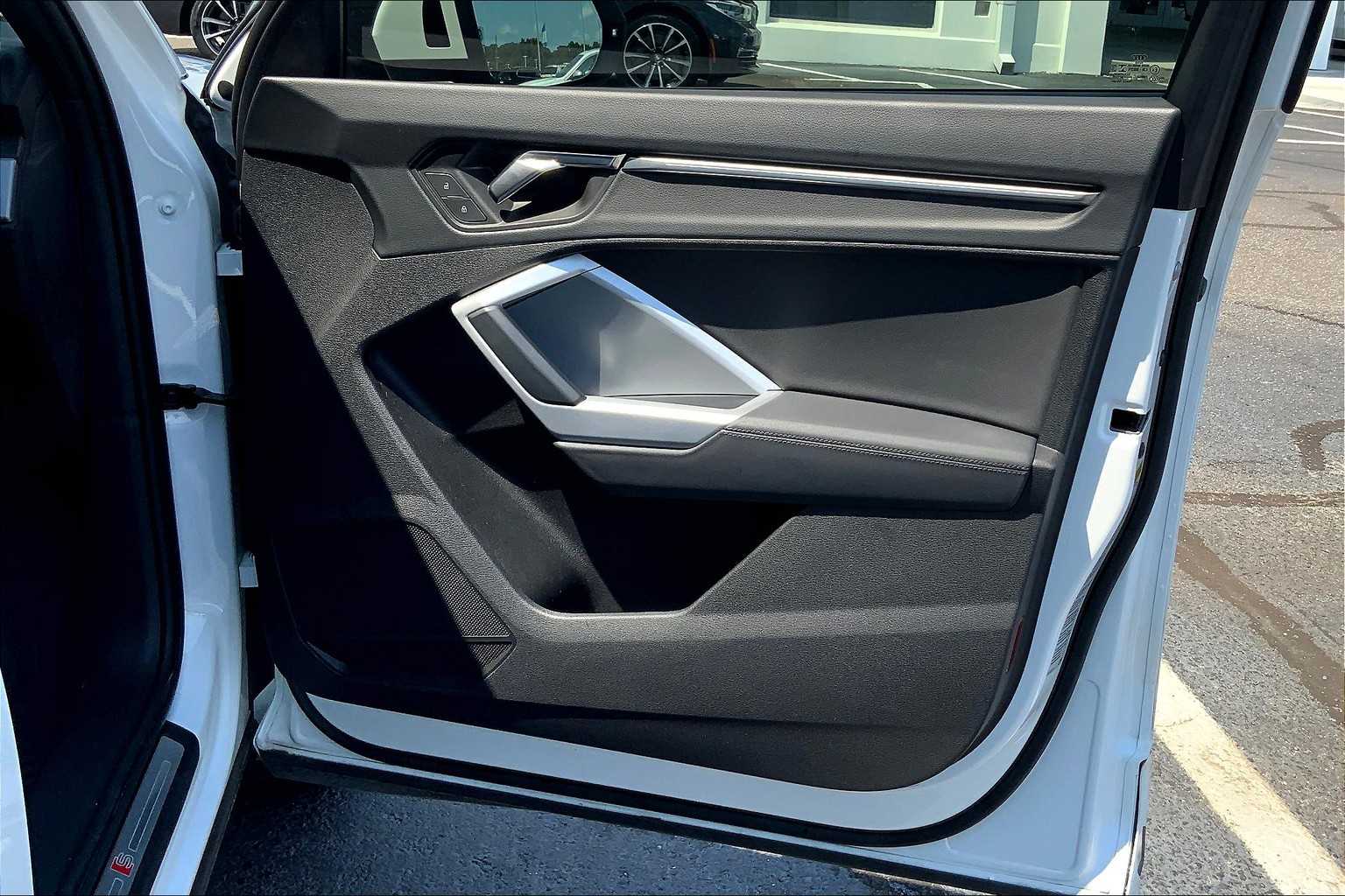 2022 Audi Q3 S line Premium Plus photo 22