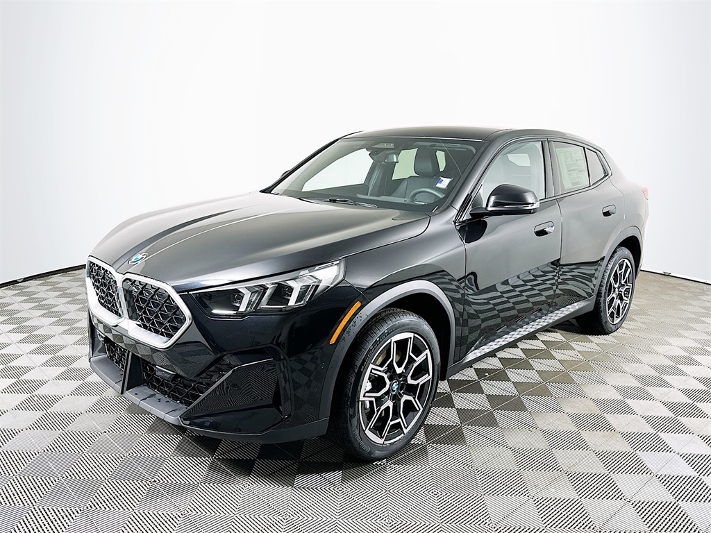 Used 2025 Black Sapphire Metallic BMW xDrive28i image 1