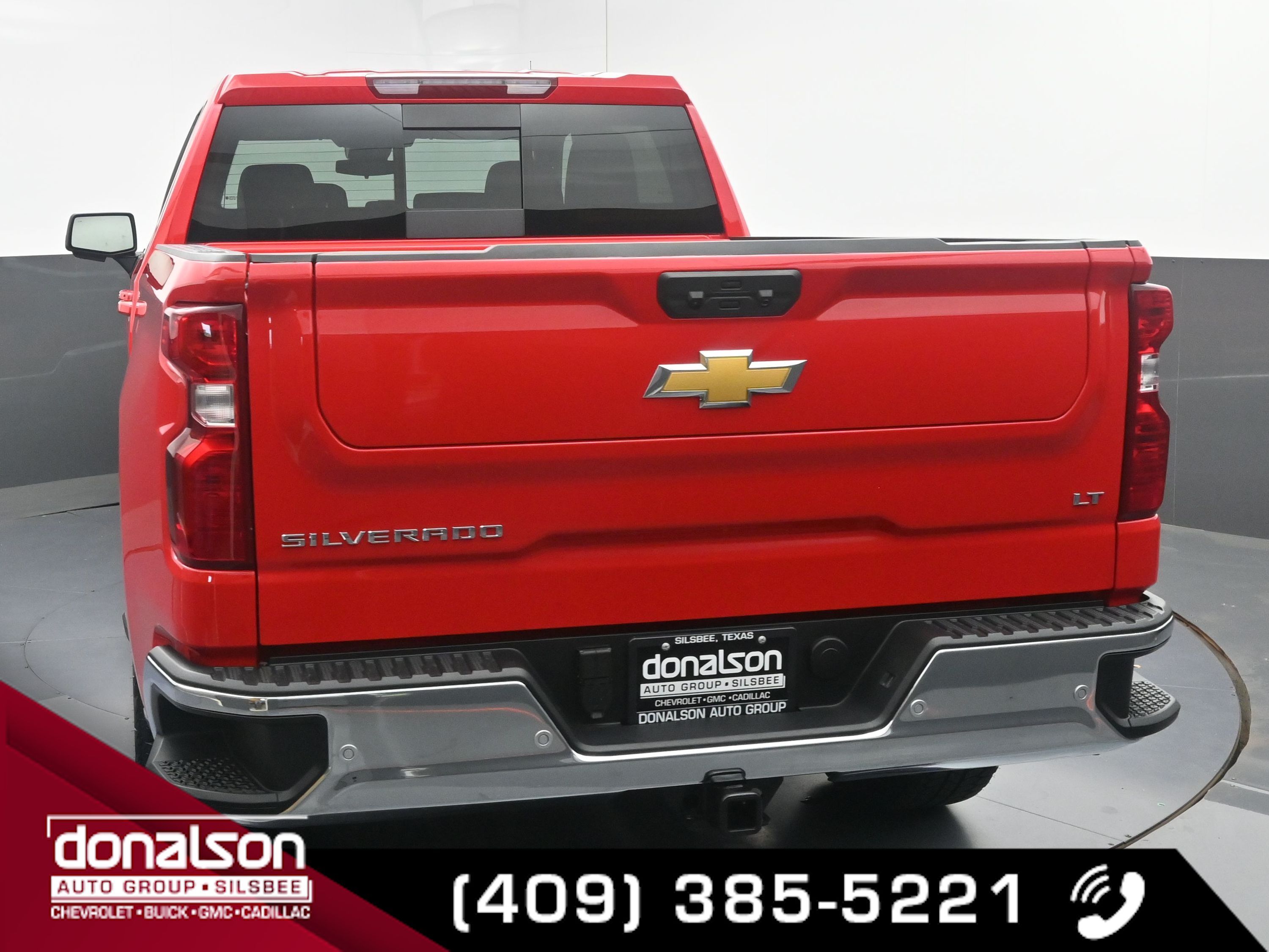2025 Chevrolet Silverado LT photo 3