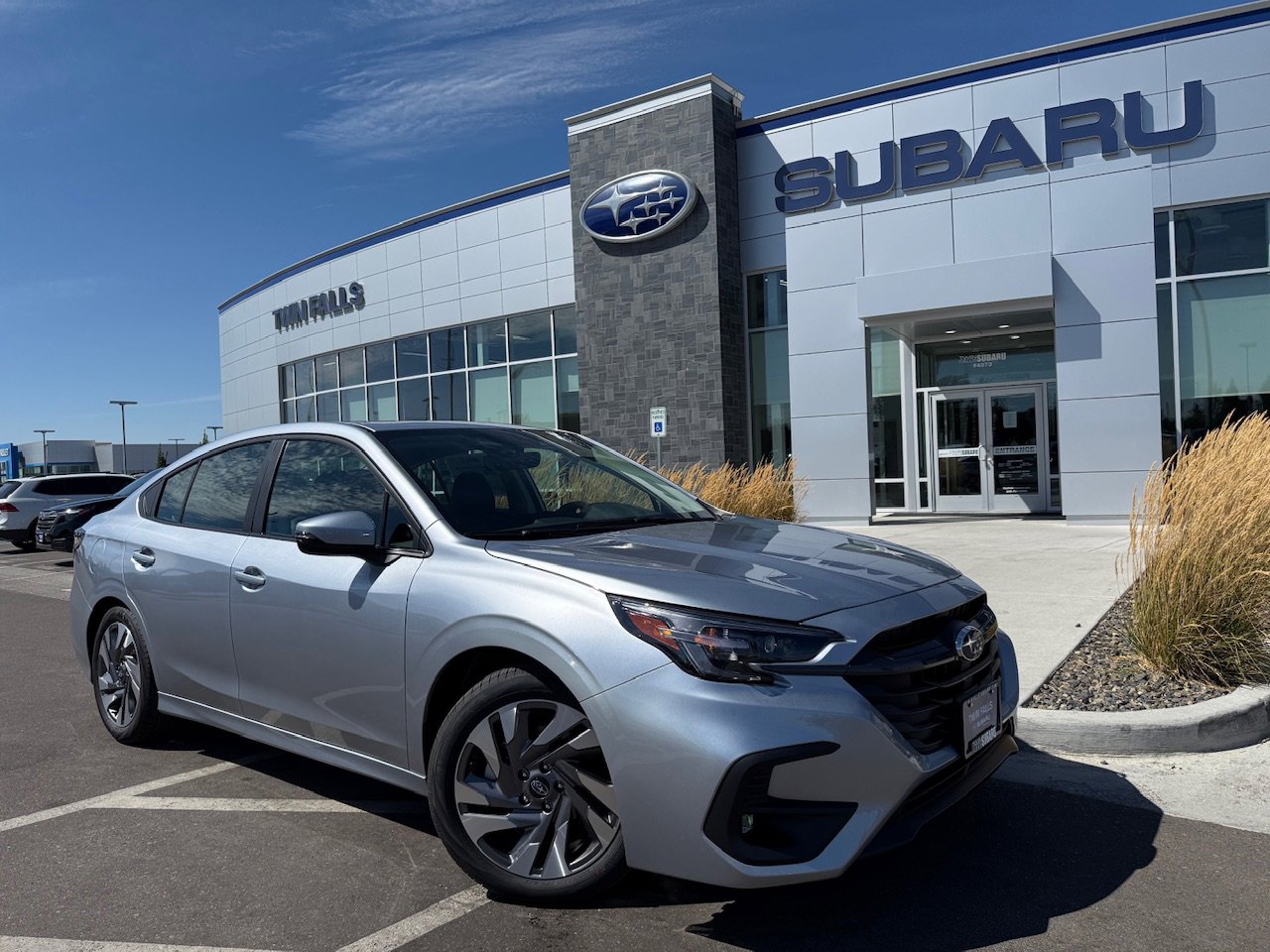 2025 Subaru Legacy Limited's photo