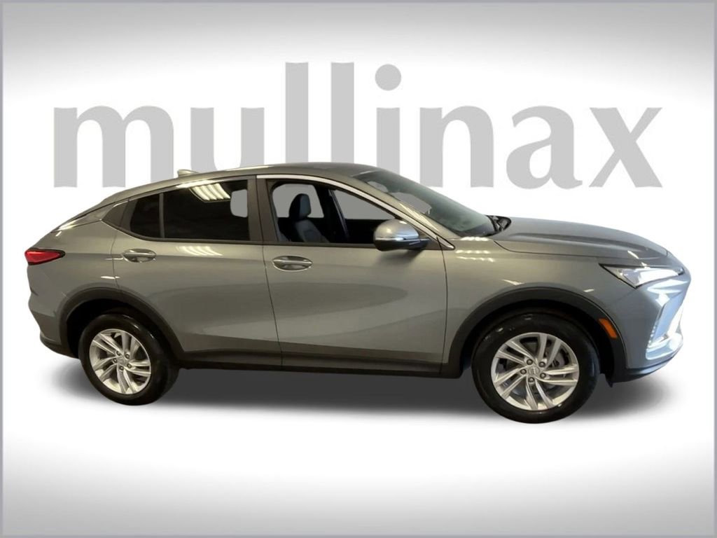 2025 Buick Envista Preferred photo 9