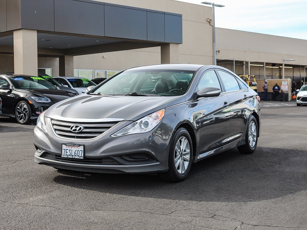 2014 Hyundai Sonata GLS photo 3