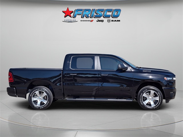 2026 Ram 1500 Express photo 3