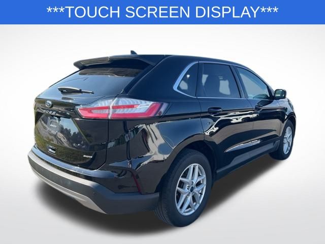 2022 Ford Edge SEL photo 5