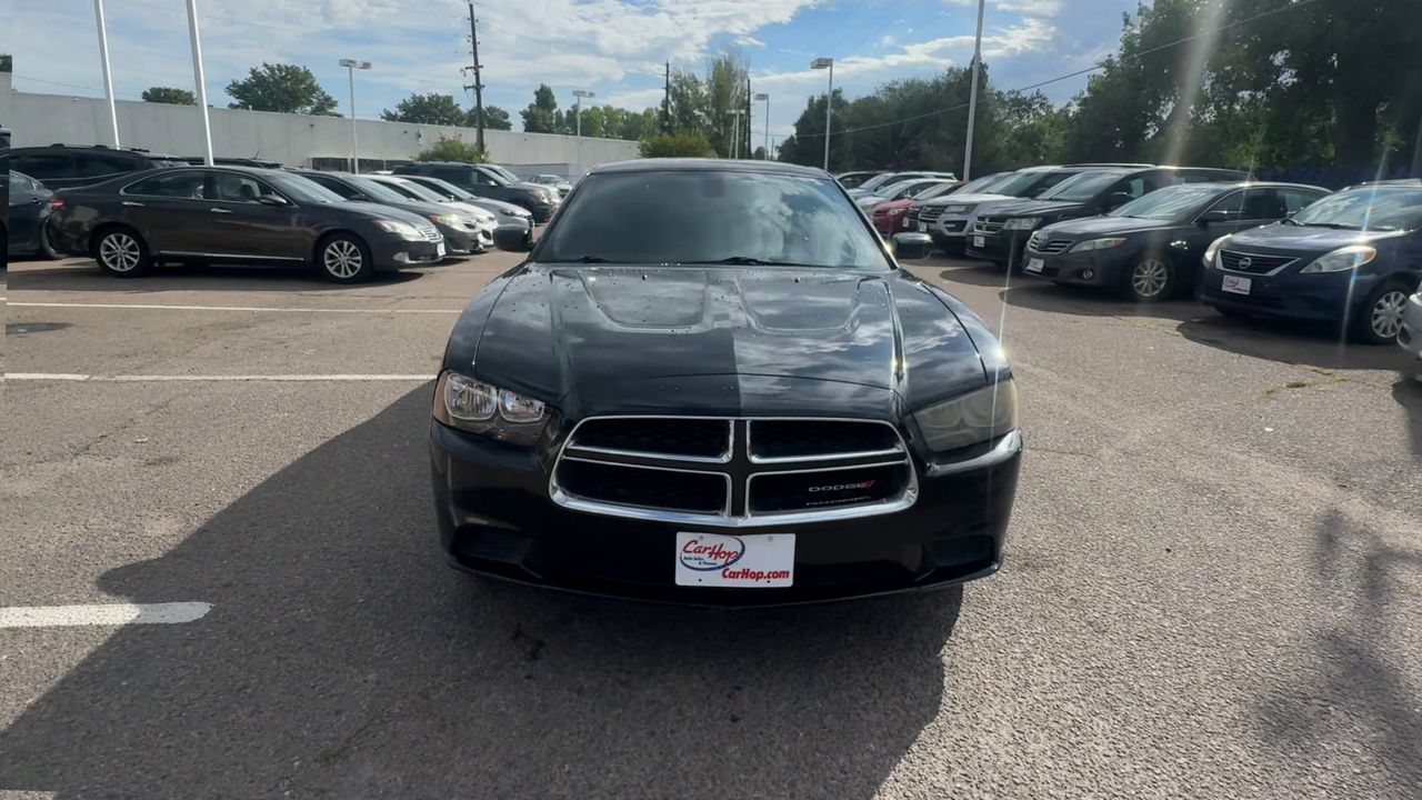 2014 Dodge Charger SE photo 3