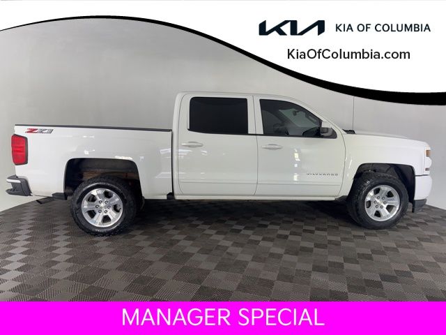 2018 Chevrolet Silverado 1500 LT photo 4