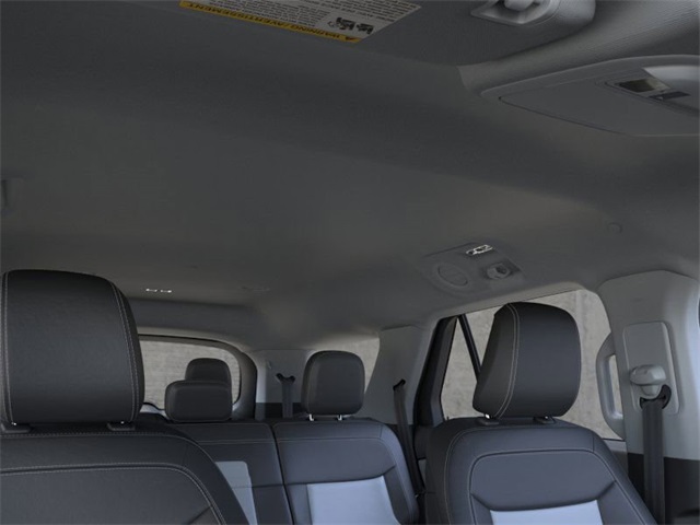 2024 Ford Explorer XLT photo 18