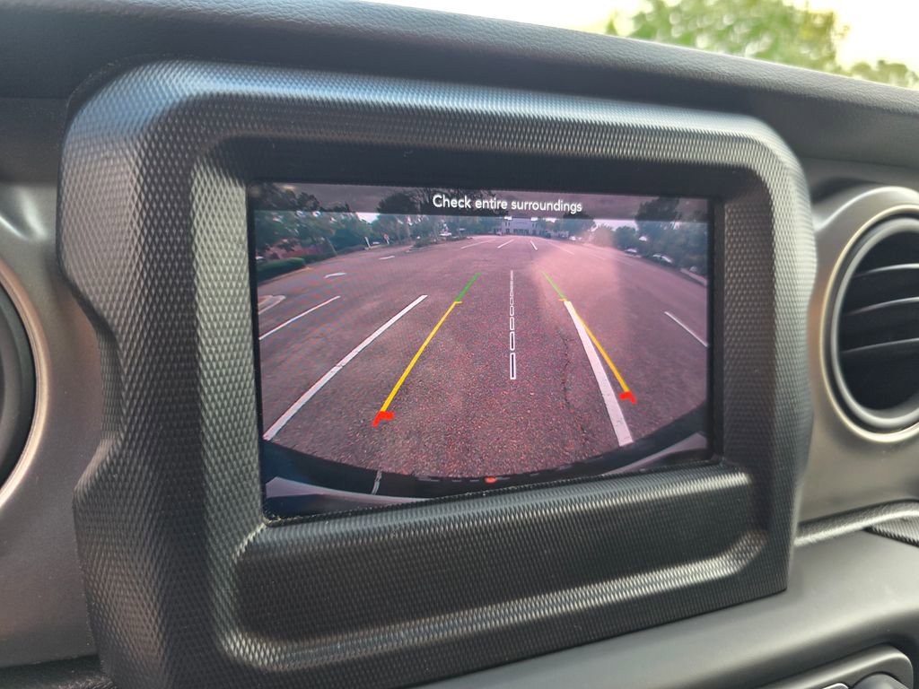2021 Jeep Wrangler Sport S photo 18