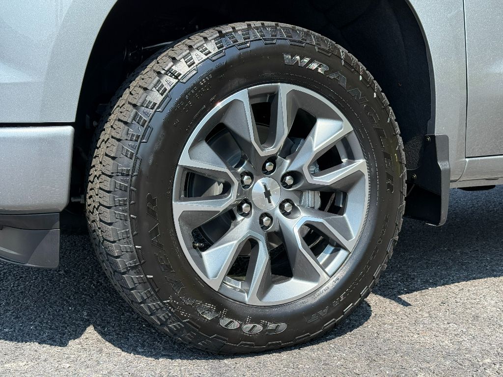 2026 Chevrolet Silverado 1500 RST photo 14