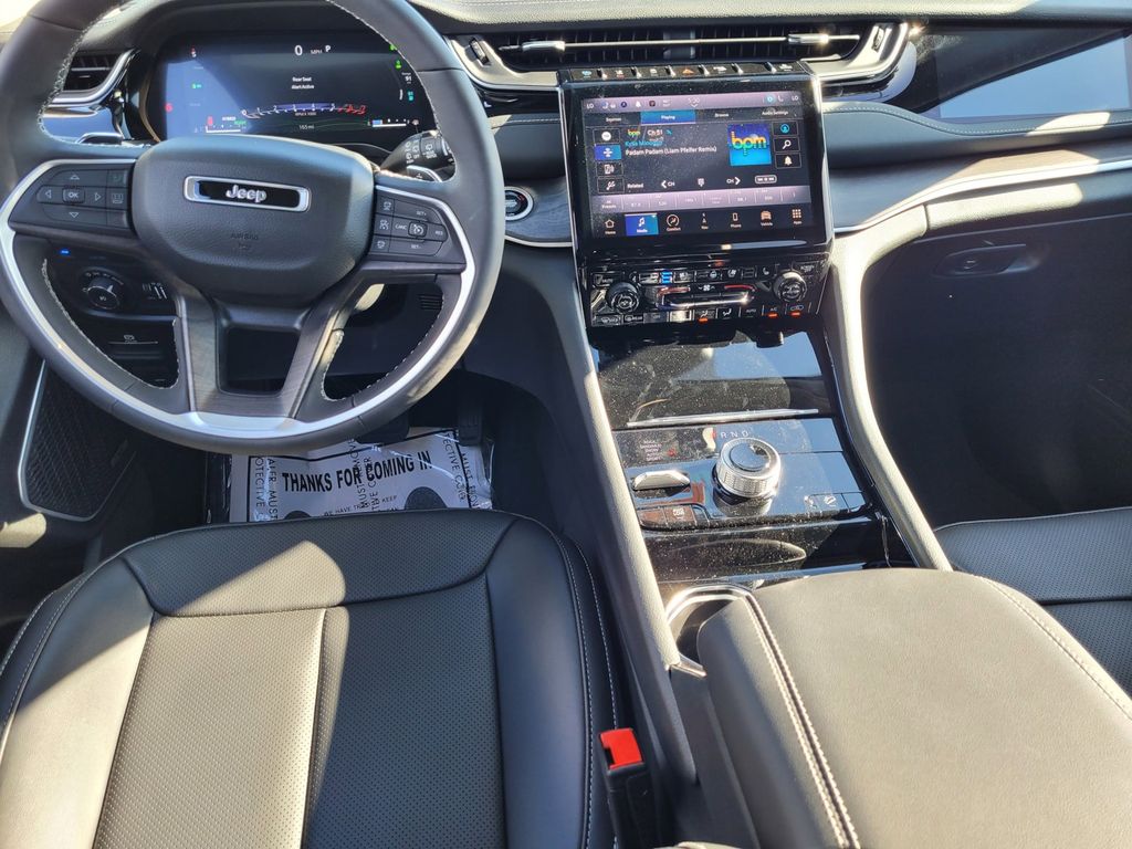 2023 Jeep Grand Cherokee 4xe Base photo 5