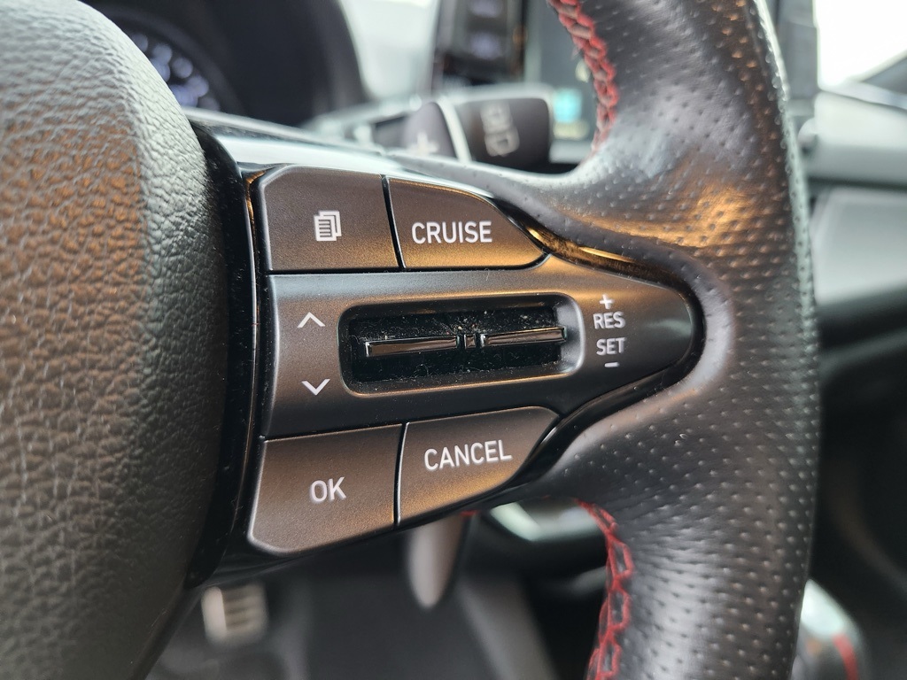 2020 Hyundai Elantra GT N Line photo 13