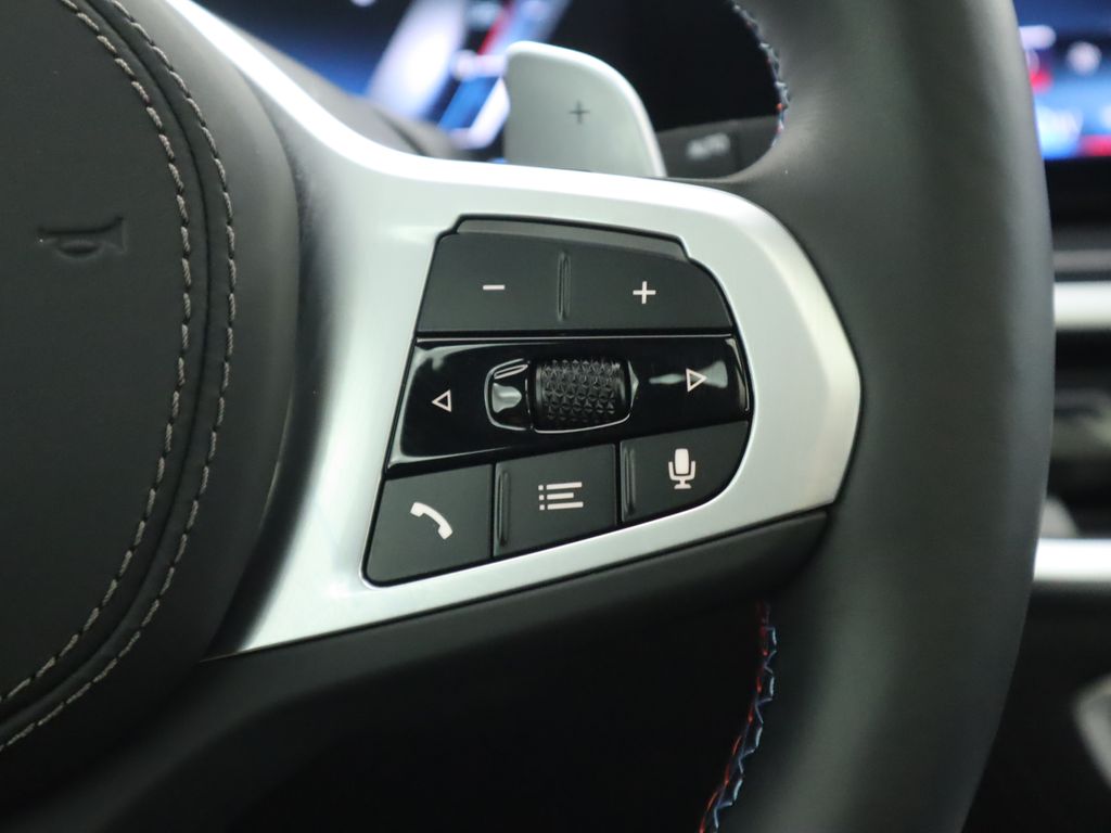 2025 Bmw X7 M60i photo 11