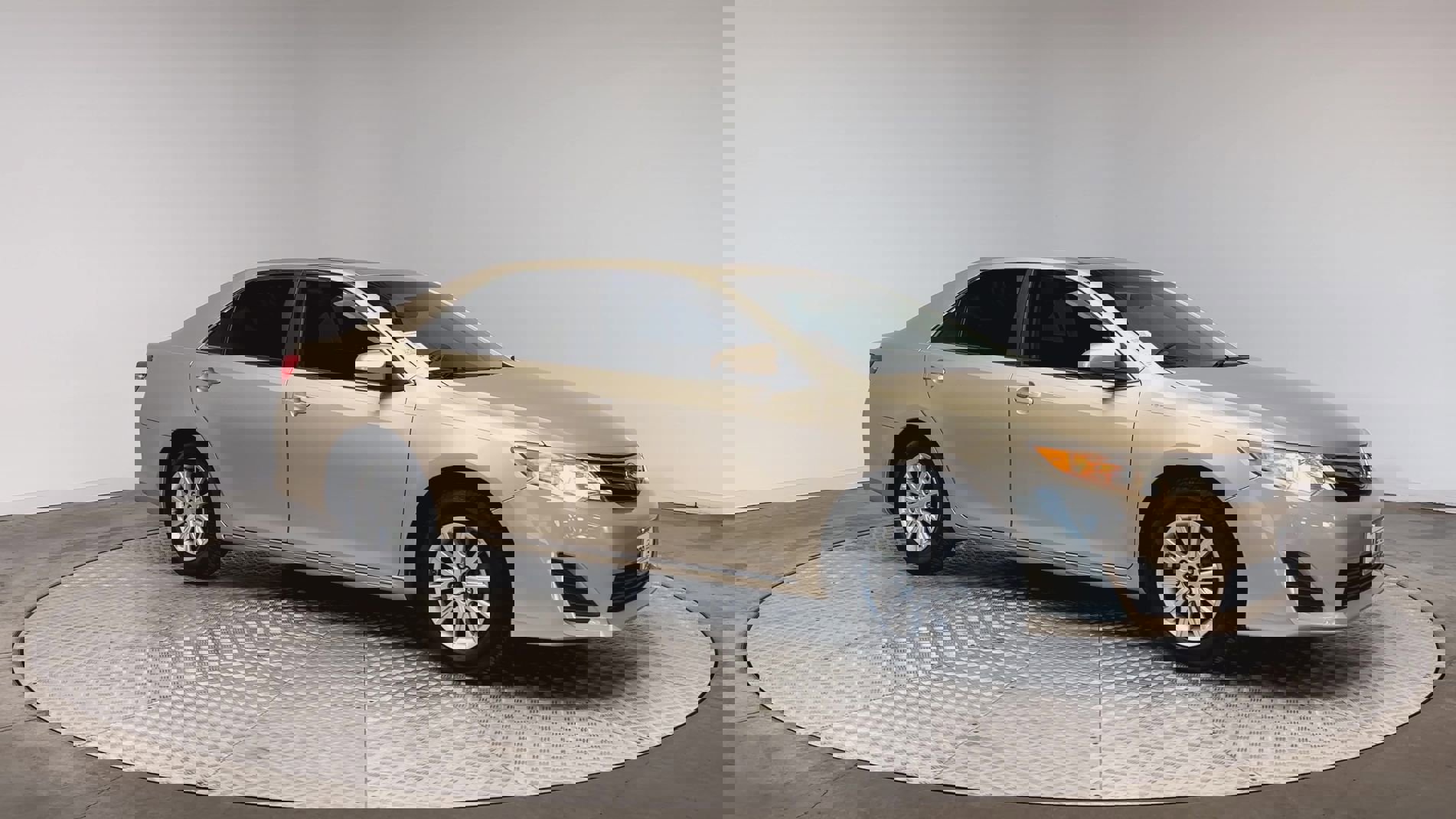 Used 2012 Toyota Camry LE with VIN 4T4BF1FK8CR158980 for sale in Highlands Ranch, CO