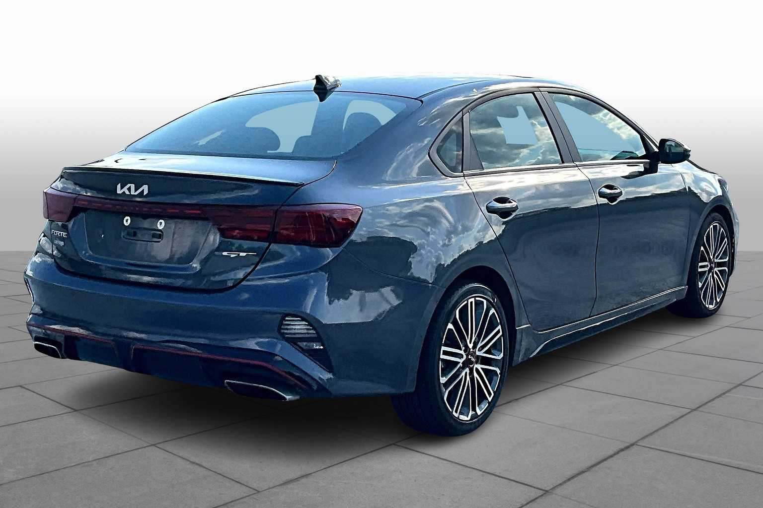 2024 Kia Forte GT photo 11