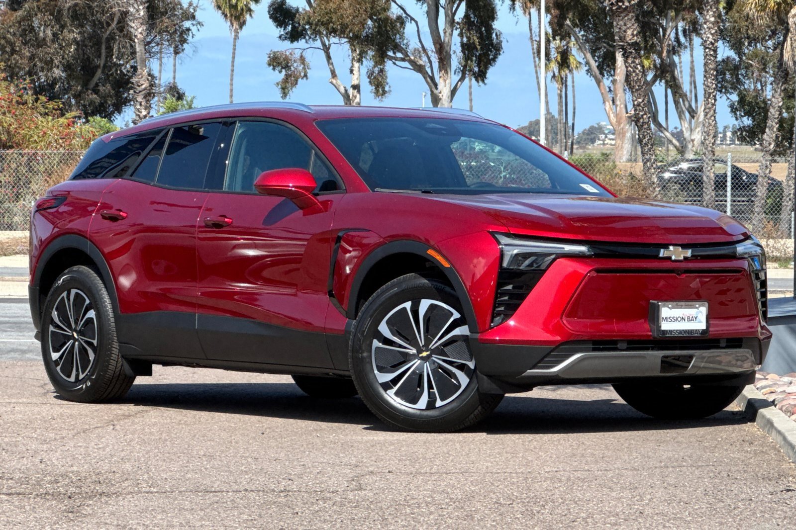 2025 Chevrolet Blazer EV photo 2