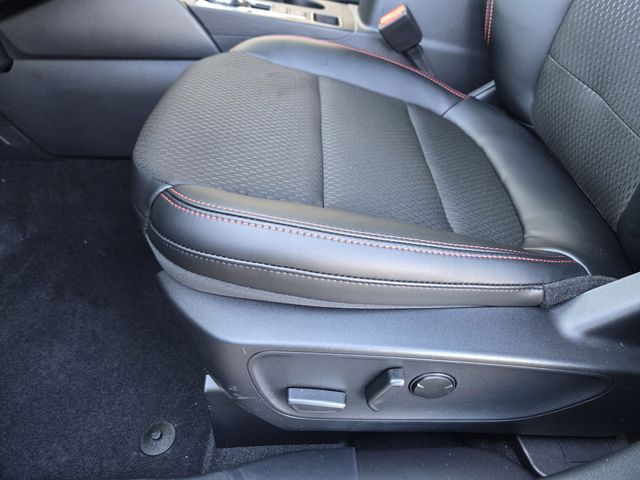 2026 Ford Escape ST-Line photo 20
