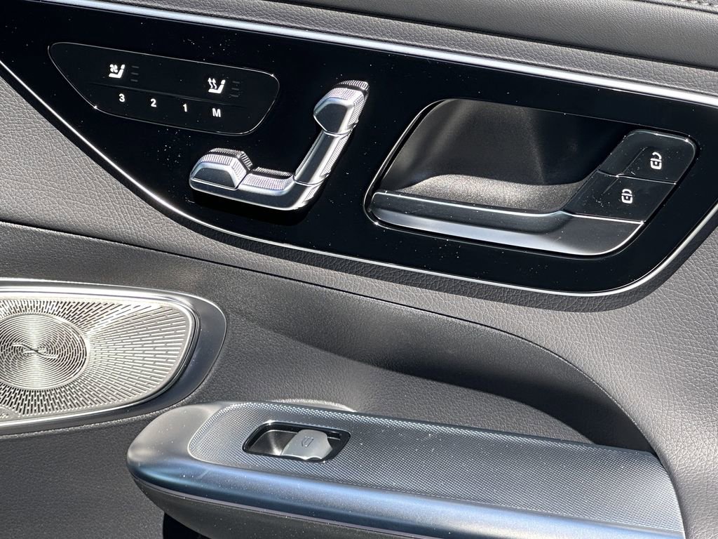 2025 Mercedes Benz GLC 350e 4MATIC photo 17