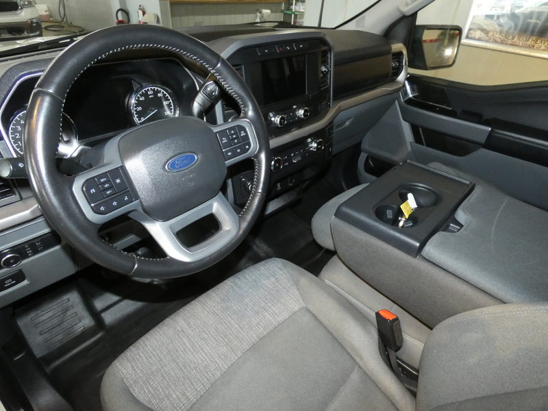 2022 Ford F-150 XLT photo 9