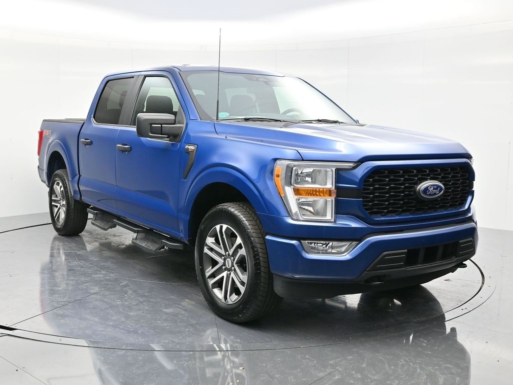 2022 Ford F-150 XL's photo